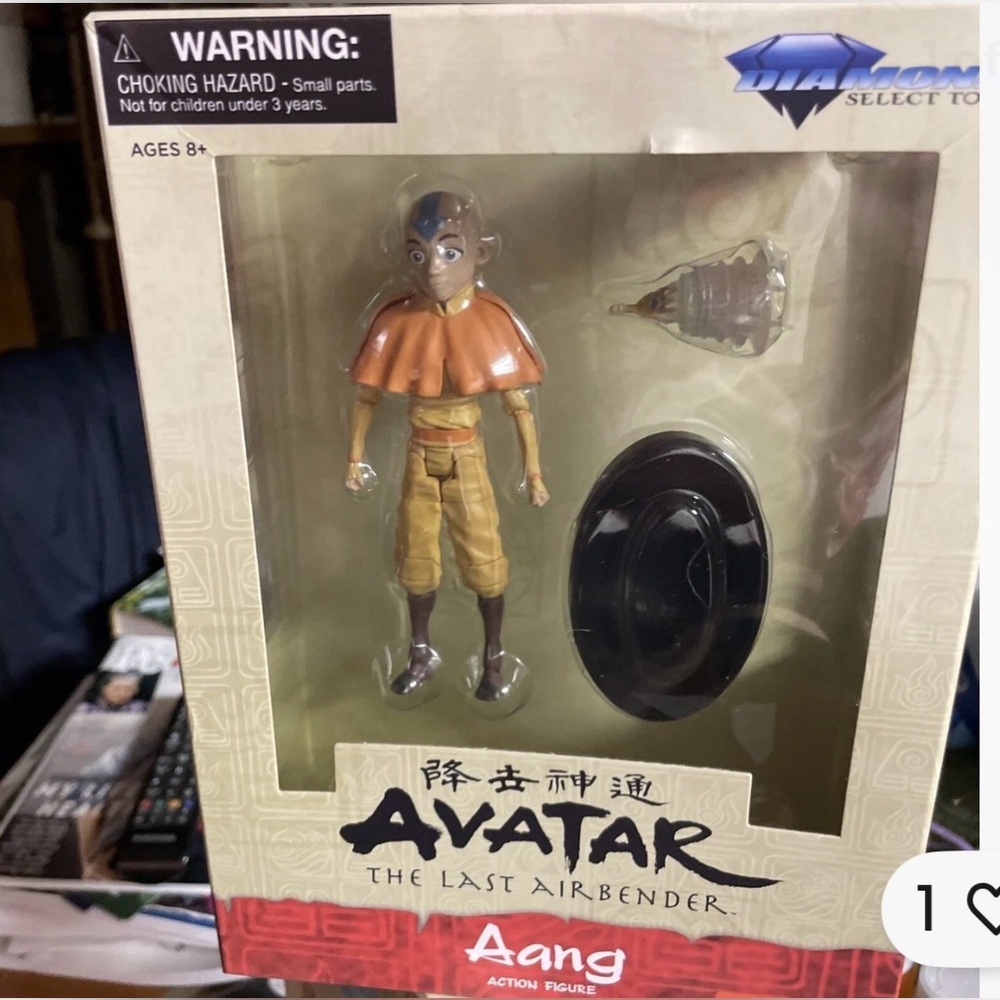 Diamond Select Avatar The Last Airbender Aang Action Figure  New in Box